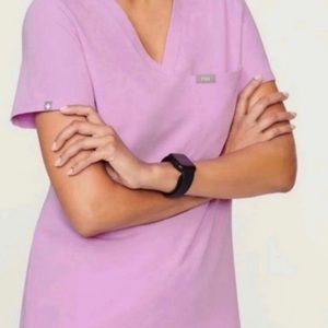 Figs Catarina One Pocket Scrub Top - M